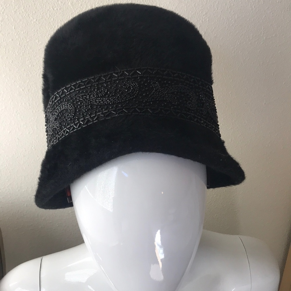 Vintage Jan Leslie Beaded Furry Hat